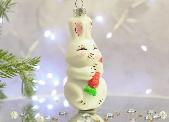 Кролик з морковою білий (формовий)