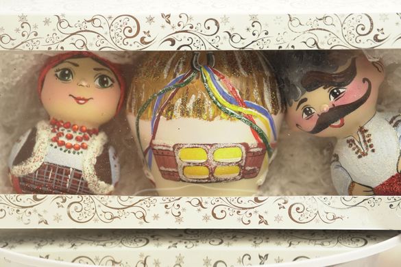 Набір ялинкових іграшок "Українська родина"