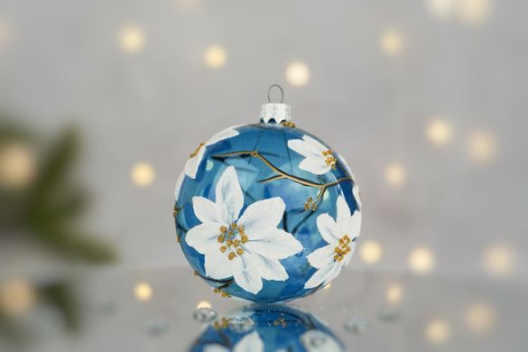 Christmas tree ball "White magnolia on blue"